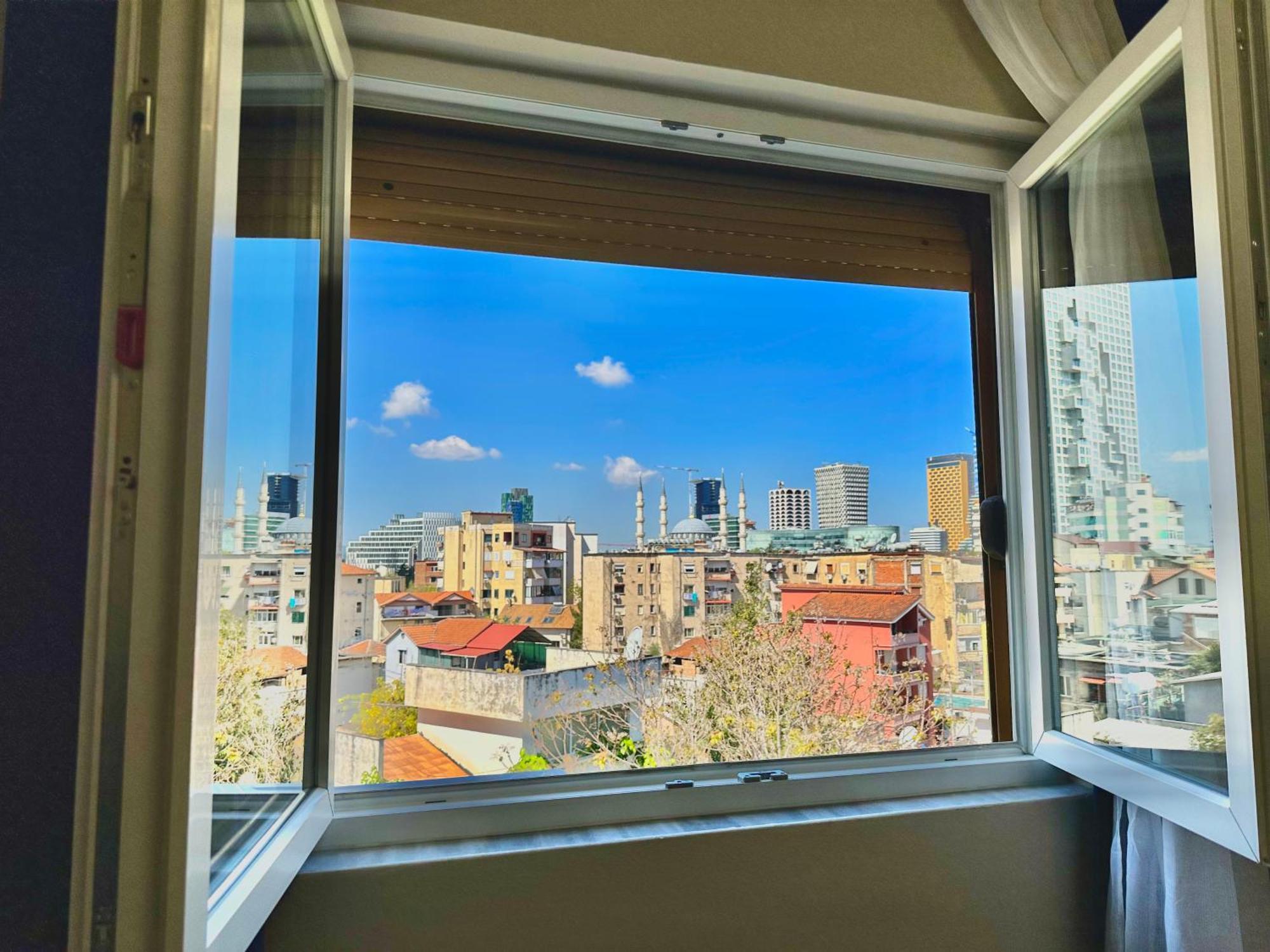 Tirana Skyline Nest Apartment