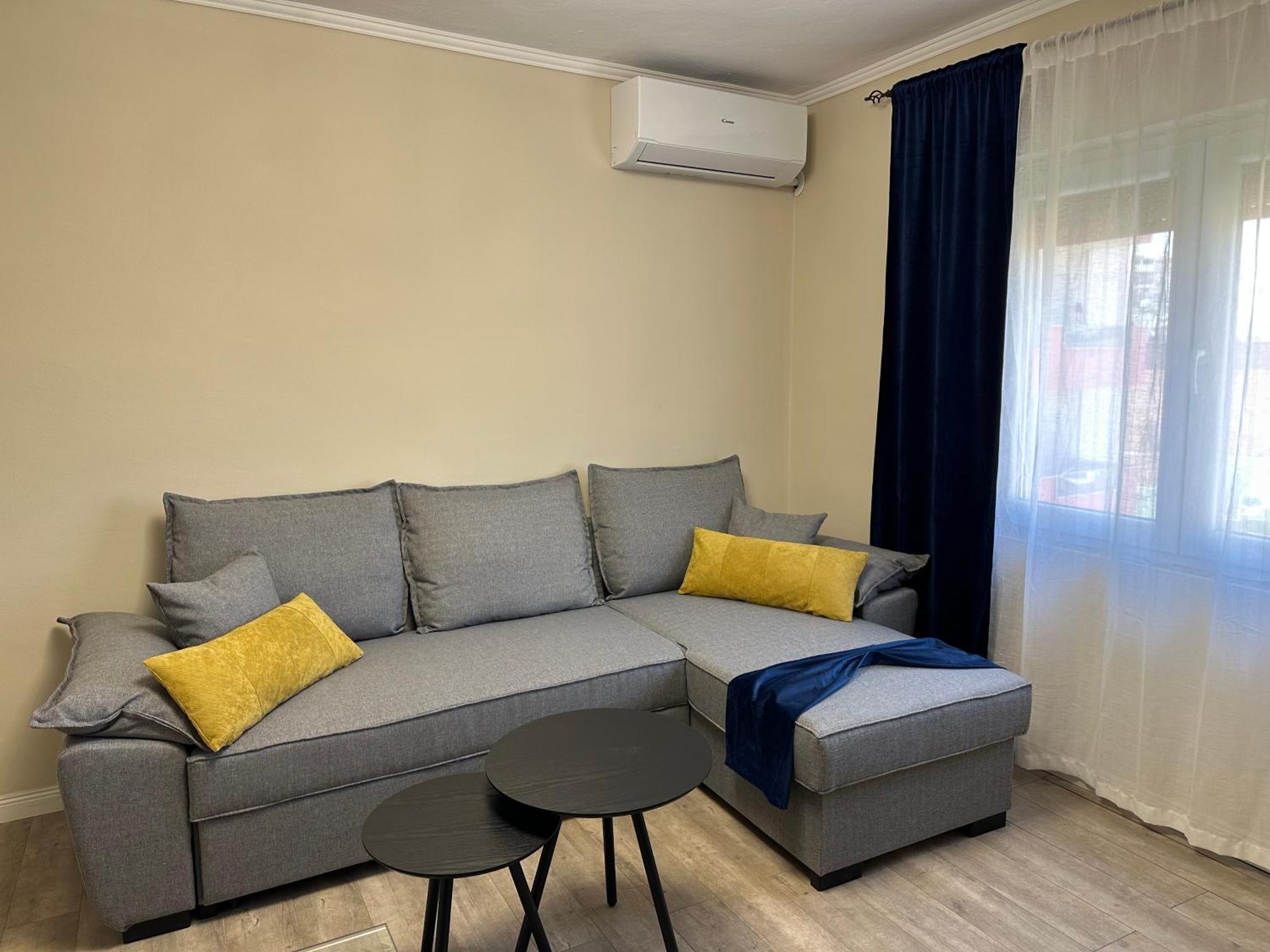 Tirana Skyline Nest Apartment
